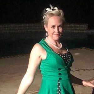 Meet your Posher, Posh